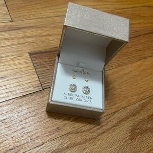 2 Pairs of Gold Earrings